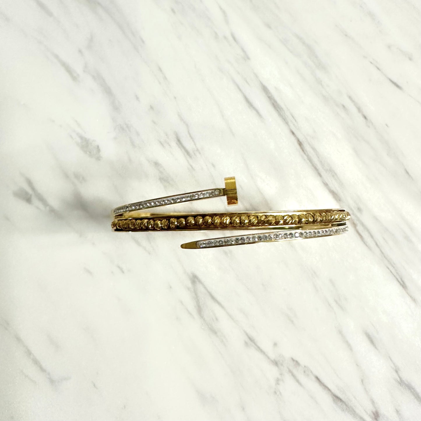 Bracelet jonc en acier inoxydable doré – Strass bronze