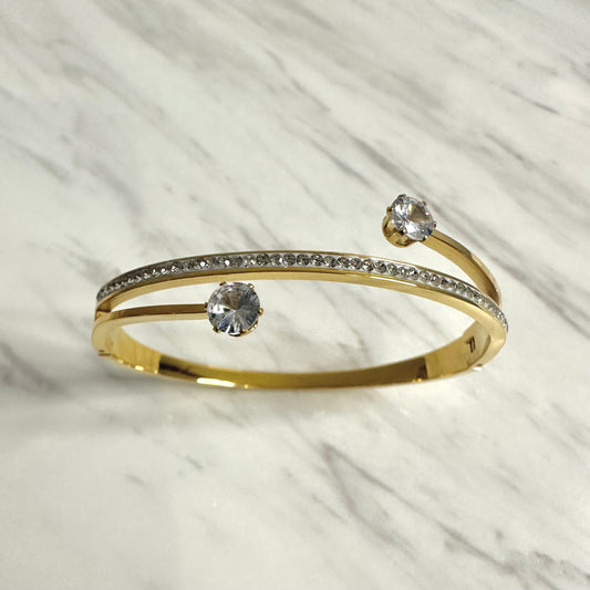 Bracelet jonc ouvert en acier inoxydable doré – Double strass